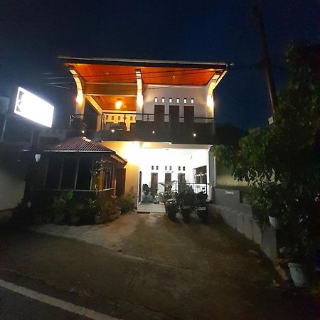 The Sanduk Homestay Rantepao Exterior photo