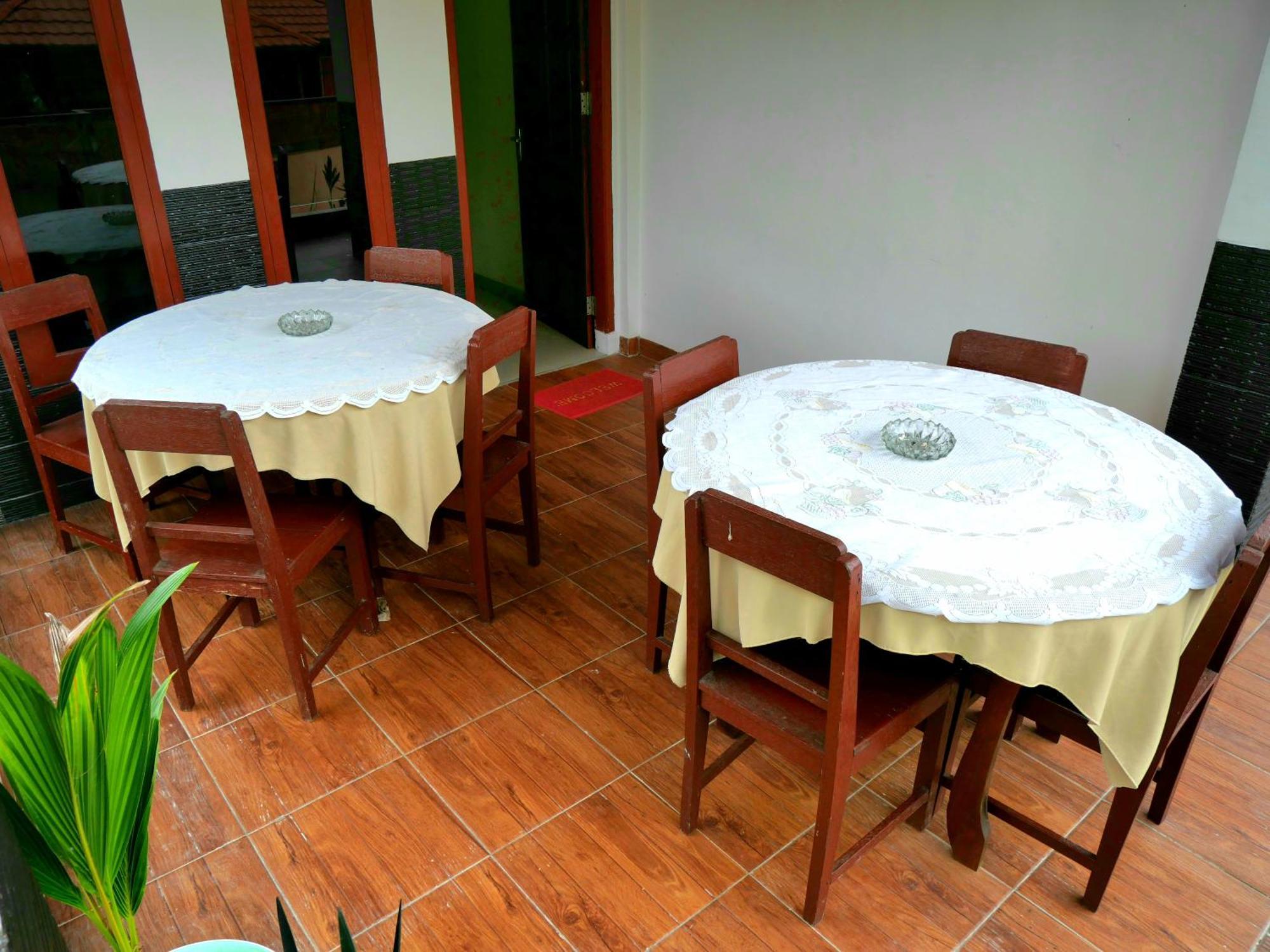 The Sanduk Homestay Rantepao Exterior photo