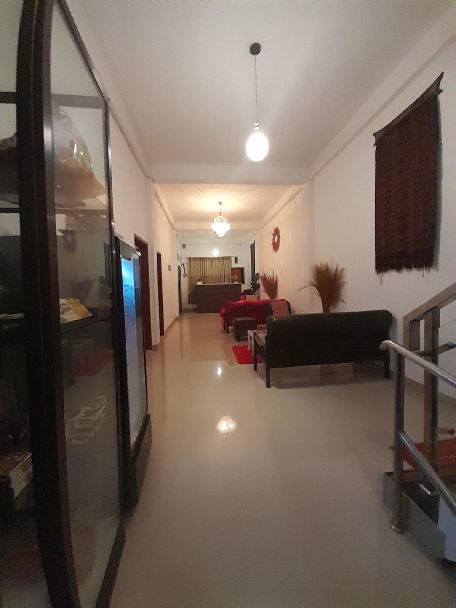 The Sanduk Homestay Rantepao Exterior photo